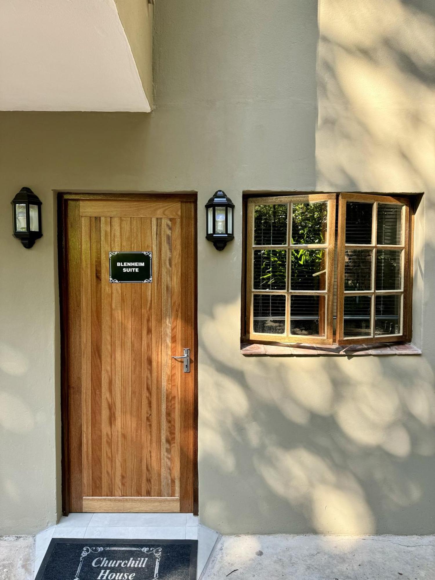 هيلكريست Churchill House المظهر الخارجي الصورة